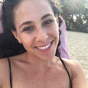 Meet your Posher, Evie